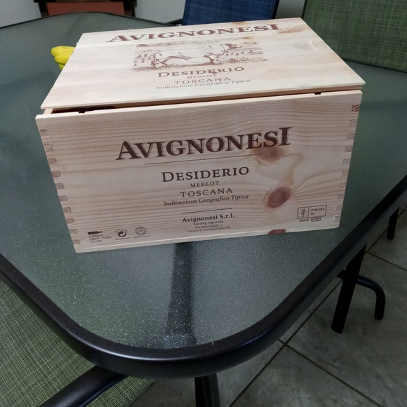 Avignonesi Other - ⭐SOLD⭐Vintage Avignonesi wooden  wine crate